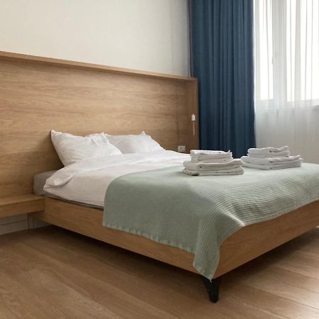 Papillon Apartment #6 Dumbravita  Ngoại thất bức ảnh