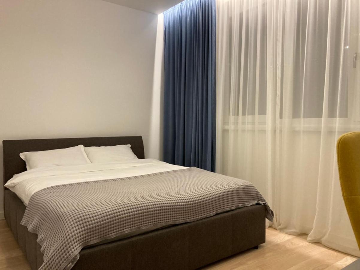 Papillon Apartment #6 Dumbravita  Ngoại thất bức ảnh